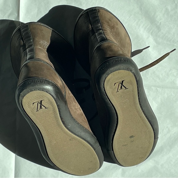 LOUIS VUITTON - FOLD OVER - Picture 13 of 14